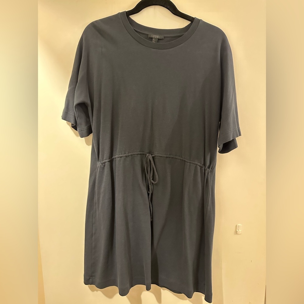 COS T-shirt Dress